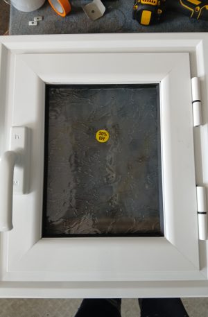 Ανοιγόμενο παράθυρο 50χ50